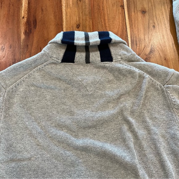 Tommy Hilfiger Sweater - Picture 5 of 6